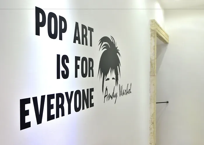 Konukevi Pop Art 4*