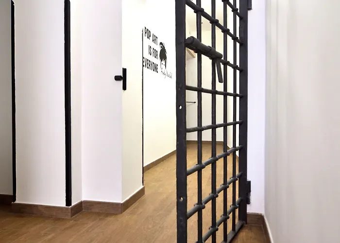 Konukevi Pop Art Roma