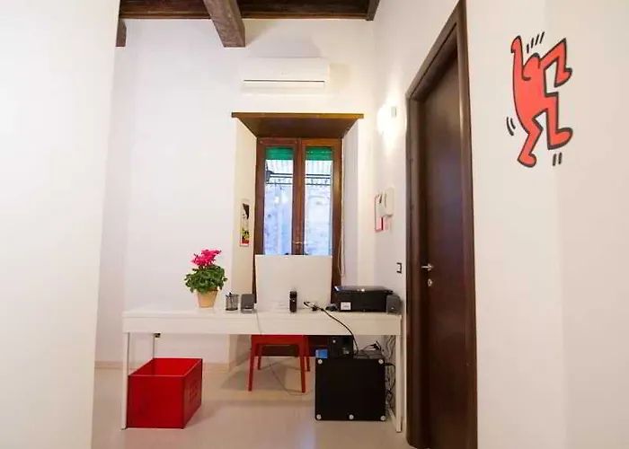 Pop Art 4* Roma